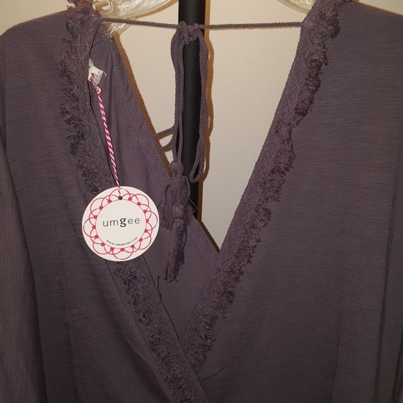 Boutique top - Picture 2 of 5